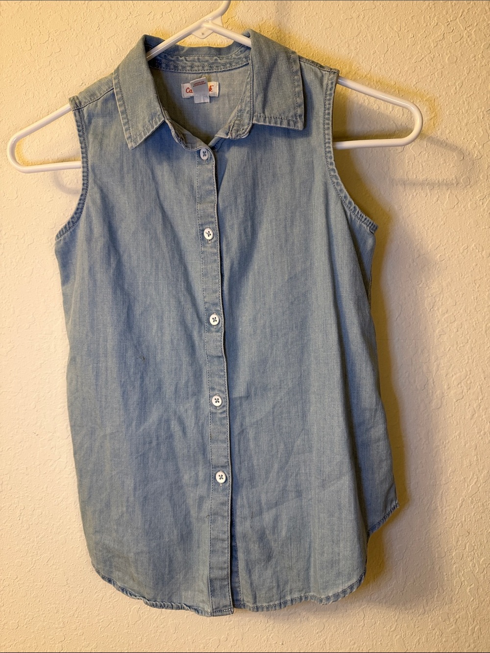 Cat & Jack Light Blue Sleeveless Button-Down Denim Shirt